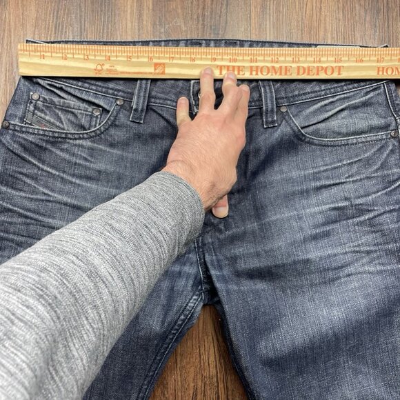 Diesel Jeans Mens 31x32 Blue Denim Safado Slim Straight Button Fly Prep USA Dark - Picture 7 of 11